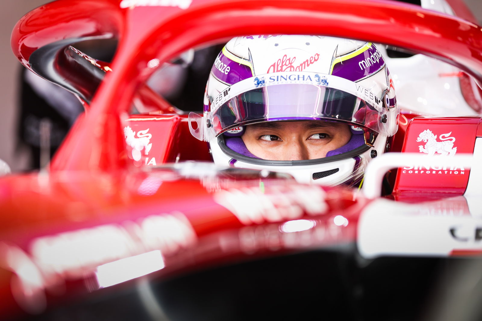 Verstappen signs new Red Bull F1 contract until 2028 
